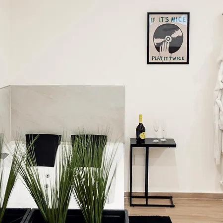 Rehouse - Luxury W Jacuzzi Holiday home Molfetta